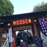初詣でにぎわう東京大神宮