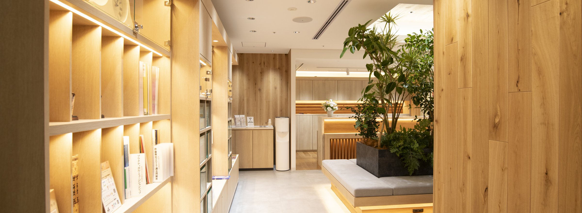 楽譜や小物が並ぶ銀座十字屋の店内